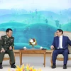 Thủ tướng Phạm Minh Chính tiếp Đại tướng Vong Pisen, Tổng Tư lệnh Quân đội Hoàng gia Campuchia. (Ảnh: Dương Giang/TTXVN)