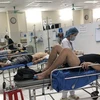 Các bệnh nhân điều trị tại Bệnh viện Đa khoa tỉnh Bắc Kạn. (Ảnh TTXVN phát)