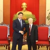 Tổng Bí thư Nguyễn Phú Trọng tiếp Tổng thống Mông Cổ Ukhnaagiin Khurelsukh đang thăm Cấp Nhà nước tới Việt Nam. (Ảnh: Trí Dũng/TTXVN)