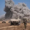 Lực lượng Israel triển khai chiến dịch tấn công trên bộ ở Dải Gaza, ngày 5/11/2023. (Ảnh: THX/TTXVN)