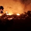 Hiện trường vụ cháy rừng tự nhiên sản xuất xảy ra tại khu vực khe Nà Định, thôn Nà Đình, xã Ngọc Chấn, huyện Yên Bình (Yên Bái). (Ảnh: TTXVN phát)