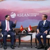 Thủ tướng Phạm Minh Chính gặp Tổng thống Indonesia Yoko Widodo nhân dịp sang dự Hội nghị Cấp cao ASEAN lần thứ 42 tại Labuan Bajo, Indonesia. (Ảnh Dương Giang: TTXVN)