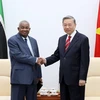 Bộ trưởng Bộ Công an Tô Lâm tiếp Đại sứ Mozambique tại Việt Nam Leonardo Rosario Manuel Pene. (Ảnh: Phạm Kiên/TTXVN)