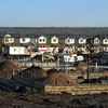 Những ngôi nhà được rao bán tại Alberta, Canada. (Ảnh: AFP/TTXVN)