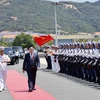 Chủ tịch Quốc hội Vương Đình Huệ đến thăm Lữ đoàn tàu ngầm 189. (Ảnh: Nhan Sáng/TTXVN)