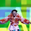 Ca sỹ người Thụy Sĩ Nemo giành chiến thắng trong Cuộc thi Eurovision 2024 với ca khúc “The Code” tại Malmo, Thụy Điển ngày 12/5/2024. (Ảnh: )AFP/TTXVN