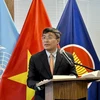 Thứ trưởng Thường trực Bộ Ngoại giao Nguyễn Minh Vũ, Trưởng đoàn đại biểu Việt Nam, phát biểu với các thành viên Nhóm bạn bè UNCLOS. (Ảnh: Thanh Tuấn/TTXVN)
