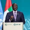 Tổng thống Kenya William Ruto phát biểu tại Hội nghị COP28 ở Dubai, UAE, ngày 1/12/2023. (Ảnh: AFP/TTXVN)