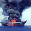 Một trong bốn tàu cá Việt Nam bị Palau đốt hồi năm 2015 do "đánh bắt trái phép." (Nguồn: AFP)