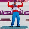 Vận động viên trượt tuyết Alexander Legkov giành huy chương vàng tại Olympic Sochi 2014. (Nguồn: EPA/TTXVN)
