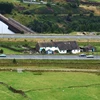 Trang trại đặc biệt nằm giữa đường cao tốc ở nước Anh