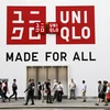 Uniqlo nối lại kinh doanh giày thể thao vào cuối tháng Tư