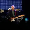 Eric Clapton cháy hết mình trong ngày kỷ niệm sinh nhật tuổi 70
