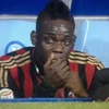 Video Mario Balotelli bật khóc khi chứng kiến Milan thua trận