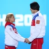 Hình ảnh "độc" trên bục nhận huy chương ở Olympic Sochi