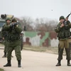 Video vụ tự vệ Crimea nổ súng chỉ thiên ở sân bay Belbek