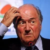 Chủ tịch FIFA Blatter trên "ghế nóng" trước thềm World Cup