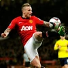 Alexander Buttner công kích van Gaal và đòi rời Man United