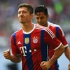 Robert Lewandowski lập siêu phẩm trong ngày Bayern bại trận