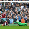 Thua sốc West Ham, Manchester City có nguy cơ bật khỏi tốp 2