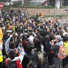 Cảnh sát Hong Kong cho người biểu tình thời gian để giải tán