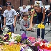 Dòng người đổ về Sydney tưởng niệm hai nạn nhân thiệt mạng