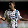 Ronaldinho lập siêu phẩm và chuyền bóng bằng gót cực đỉnh