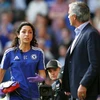 Eva Carneiro và Jose Mourinho tranh cãi. (Nguồn: AP)