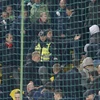 Liên đoàn bóng đá Anh bị phạt do không kiểm soát được cổ động viên ở trận gặp Litva. (Nguồn: Reuters)
