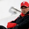 Jurgen Klopp buồn bã khi chứng kiến đội nhà thất bại. (Nguồn: Daily Mail)