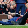 Van Gaal đã tự ngã khi cho rằng cầu thủ Arsenal ăn vạ.