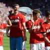 Niềm vui của các cầu thủ Bayern sau khi giành chức vô địch. (Nguồn: EPA)