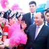Lễ đón Thủ tướng Chính phủ Nguyễn Xuân Phúc tại sân bay quốc tế Wuxu Nam Ninh, tỉnh Quảng Tây. (Ảnh: Thống Nhất/TTXVN)