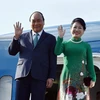 Thủ tướng Nguyễn Xuân Phúc và Phu nhân đến Moskva. (Ảnh: Thống Nhất/TTXVN)