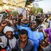 Người biểu tình tập trung tại Khartoum, Sudan. (Ảnh: AFP/ TTXVN)