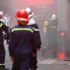 Hà Nội: Cứu 25 du khách mắc kẹt trong đám cháy tại Khách sạn A25