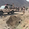 Lực lượng an ninh được triển khai tại hiện trường vụ tấn công ở thành phố Aden, Yemen. (Ảnh: AFP/TTXVN)