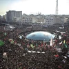 Hàng chục nghìn người tham dự lễ tang Tướng Qasem Soleimani tại Tehran, Iran. (Ảnh: THX/TTXVN)