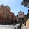 Cảnh vắng vẻ tại một con phố ở Rome, Italy trong bối cảnh dịch COVID-19 bùng phát tại quốc gia này, ngày 12/3. (Ảnh: THX/TTXVN)