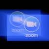 Zoom được cho là tự động gửi báo cáo tới các máy chủ đặt tại các quốc gia khác. (Nguồn: AFP)