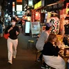 Một quán bar ở Tokyo, Nhật Bản, ngày 27/5. (Ảnh: AFP/TTXVN)