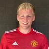 Donny van de Beek chính thức gia nhập Manchester United