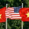 Quốc kỳ Việt Nam và Mỹ. (Nguồn: Reuters)