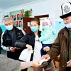 Người dân Kyrgyzstan bỏ phiếu. (Nguồn: EPA-EFE)