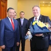 Bộ trưởng Bộ Công an Tô Lâm đón Ngoại trưởng Hoa Kỳ Mike Pompeo. (Ảnh: Doãn Tấn/TTXVN)