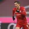 Giúp Bayern hạ Wolfsburg, Lewandowski chạy đà ấn tượng cho The Best