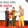 Thợ săn bỏ nghề ở Hà Nam được vinh danh Anh hùng bảo tồn