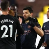 Hạ Fulham, Manchester City đã rất gần ngôi vương Premier League