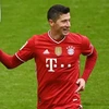 Lewandowski lập hat-trick, Bayern tiến bước dài đến ngôi vương