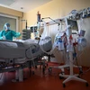 Pháp ghi nhận số bệnh nhân nguy kịch cao nhất kể từ đầu năm